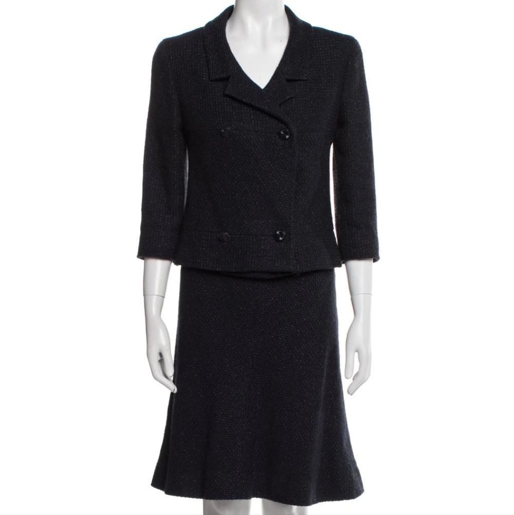 CHANEL Tweed Metalic Black Suit